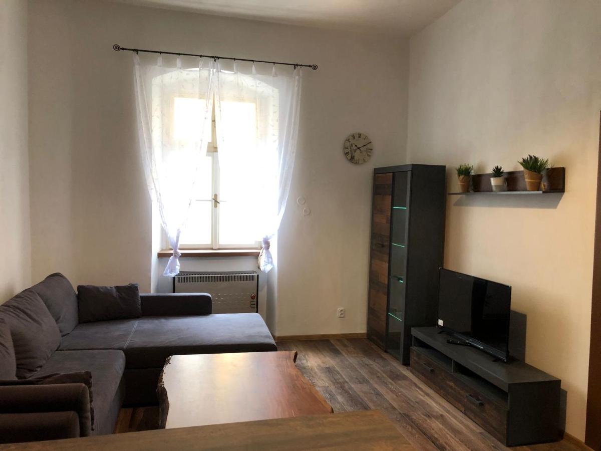 City Apartment Хеб Екстериор снимка