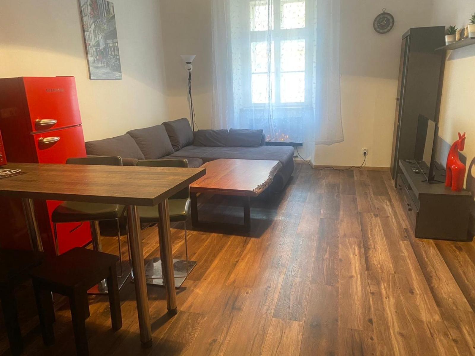 City Apartment Хеб Екстериор снимка