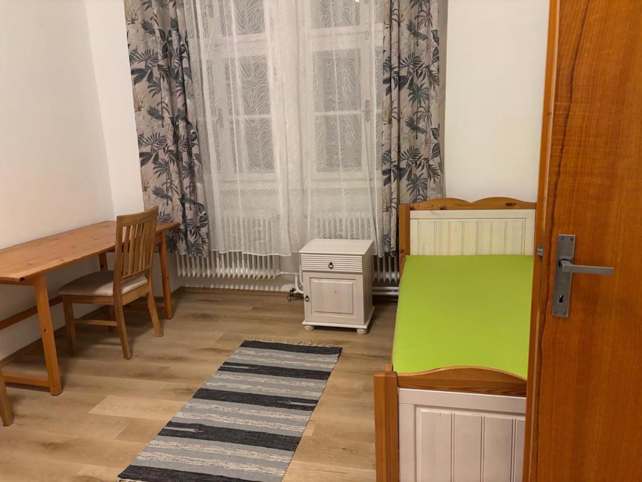 City Apartment Хеб Екстериор снимка